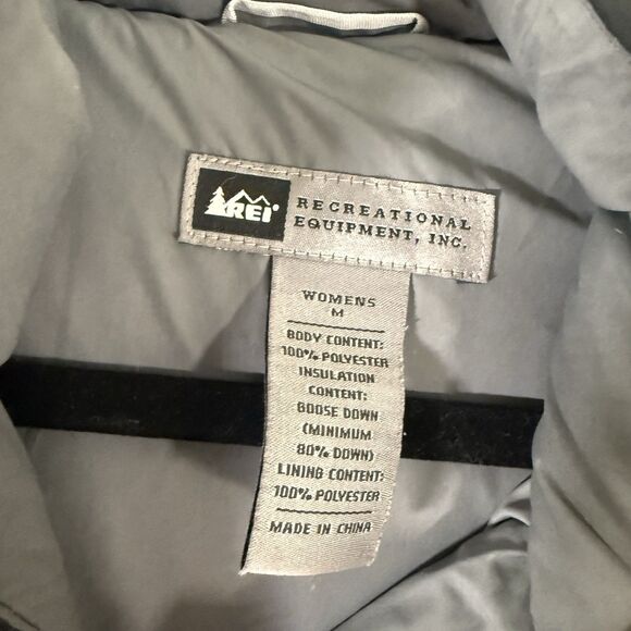 REI Goose Down Jacket Women's Medium Black Full Zip Long Sleeve Zip Pockets - Picture 7 of 16
